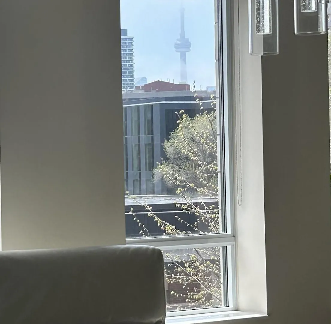 1560 Sqft Elegant Condo At Downtown Hi-End Shopping & Dining Area - Cn Tower View, Bidet, Lockbox Toronto Apartment